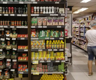 Supermercados fechados aos domingos: quem pode e quem não pode abrir - Imagem