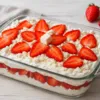 Só 4 ingredientes: aprenda sobremesa de morango rápida, fácil e cremosa - Imagem