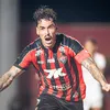 Vivo! Vitória vence o Inter no Barradão e sai da zona de rebaixamento - Imagem