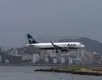 Voo é interrompido após suspeita de bomba dentro do avião - Imagem
