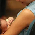 Agora é lei! Licença-maternidade é ampliada para 120 dias no Brasil imagem