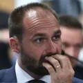 Eduardo Bolsonaro dá calote na Câmara e entra na lista de devedores imagem