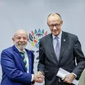 Bandeira branca? Lula se reúne com chanceler alemão que detonou Brasil imagem