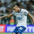 Botafogo x Bahia: Luciano Juba sente dores e é substituído no 1º tempo imagem