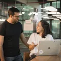 Empresa abre vagas de estágio 100% home office com R$ 3 mil em benefícios imagem
