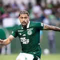 Jogador do Vitória, Wellington Rato sofre lesão gravísima no joelho imagem