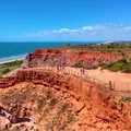 Praia secreta no Nordeste tem encontro único entre sertão e mar imagem