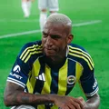 Ex-Bahia vive noite mágica e "faz chover" com dois golaços na Turquia imagem