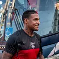 Ex-Vitória tem contrato rescindido na Série B em atitude drástica da direção imagem