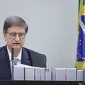 PGR se manifesta contra suspensão de lei que reduz pena de Bolsonaro imagem