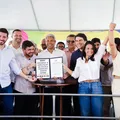 Jerônimo anuncia aporte milionário em nova escola de tempo integral imagem