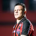 Renato Kayzer valoriza empate do Vitória: "Cada ponto importa" imagem