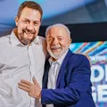 Lula oficializa Guilherme Boulos como ministro de olho em 2026 imagem