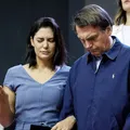 Bolsonaro pediu a Deus para morrer, revela Michelle imagem