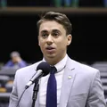 Nikolas Ferreira reage à ida de Bolsonaro para a ‘Papudinha’ imagem