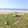 Praias de Salvador: projeto proíbe vidro para segurança de banhistas imagem
