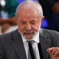 Fim da escala 6x1? Lula comenta redução das horas de trabalho imagem