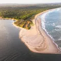 Praia “secreta” da Bahia terá seis dias de festa no Réveillon 2026 imagem