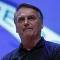 Por unanimidade, STF toma decisão e mantém prisão de Bolsonaro imagem