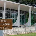 STF avalia dar resposta dura após Câmara salvar Zambelli imagem