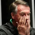 STF forma maioria para manter condenação de Bolsonaro imagem