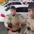 VÍDEO: PM dá tapa no rosto de homem durante manifestação em Salvador imagem