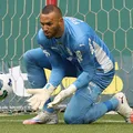 Weverton dá dura resposta a Ceni em polêmica sobre gramado da Fonte Nova imagem