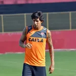 Ex-Vitória é anunciado pelo Juazeirense como reforço para o Baianão 2026 - Imagem