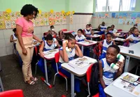 Adeus, IR? Nova regra pode isentar os professores da educação básica imagem