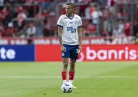 Sem minutos na Seleção Brasileira, Juba reforça o Bahia contra o Fortaleza