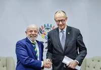 Bandeira branca? Lula se reúne com chanceler alemão que detonou Brasil