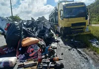 Batida frontal deixa homem morto e outro em estado grave na Bahia