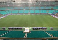 Chuva forte castiga gramado da Fonte Nova antes de jogo do Bahia