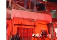 Três pessoas morrem e oito ficam feridas após laje desabar em Salvador imagem
