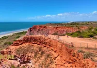 Praia secreta no Nordeste tem encontro único entre sertão e mar imagem
