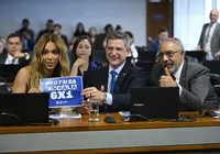 Fim da escala 6x1? Governo aposta em novo projeto para acelerar votação imagem