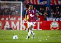 Fora há 7 meses, Kanu pode voltar a ser titular contra o Atlético-MG