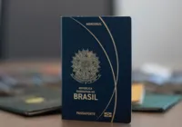 Governo dá ultimato em brasileiros com passaporte próximo a vencer