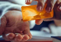 Menino de 2 anos morre após erro de vírgula em receita médica