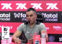 Jair Ventura lamenta "milagre" de goleiro do Corinthians e vê Vitória superior