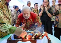 Políticos baianos homenageiam Lula pelos 80 anos imagem