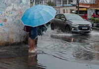 Alerta! Bahia terá chuva intensa e Centro-Oeste enfrenta calor de 40 °C imagem