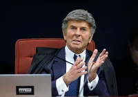 Fux cobra Senado por registros de visitas de Vorcaro e esposa de Moraes