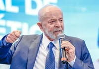 Após operação no Rio, Lula exalta trabalho “sério e eficaz" da PF imagem