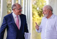 Alckmin faz ”ameaça” para se manter na vice de Lula imagem
