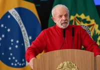 Lula chama mudança no IR de "primeiro sinal de justiça tributária" imagem
