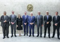 Ministro baiano pode assumir vaga deixada por Barroso no STF imagem