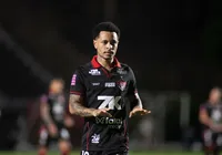 No banco contra o Vasco, Matheuzinho vive situação incomum na carreira