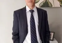 Obreiro é morto a pauladas na praça do Imbuí e suspeito é preso