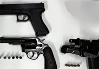 Pistola 380 é apreendida em ação com dois mortos em Feira de Santana imagem